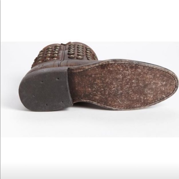 Frye Wyatt Disc Short Boots - Picture 4 of 7